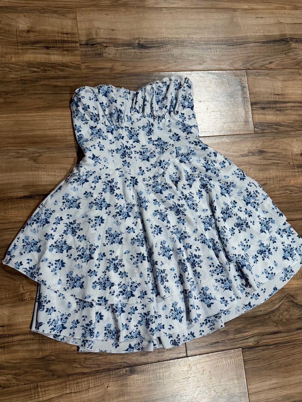 SHEIN Floral Strapless Mini Dress